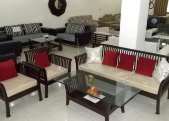 Best Sheesham Wood Furniture Designs For A Sophisticated Living Room