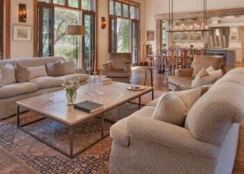 Secret tips for Maintenance and Care of Solid Wood Furniture