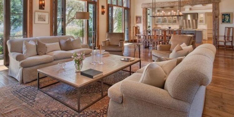 Secret tips for Maintenance and Care of Solid Wood Furniture