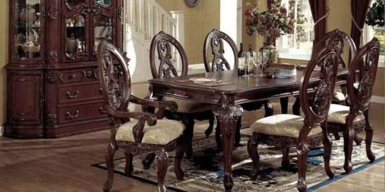 Tips to choose the right Dining Table for your Home