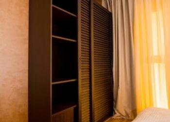 10 Creative Master Bedroom Modern Wardrobe Designs